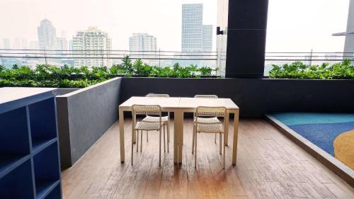 Pancoran Apartment | Best In Pancoran L'Avenue Apartment By Travelio