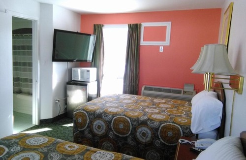 Smiths Falls Hotel | Best Inn Motel