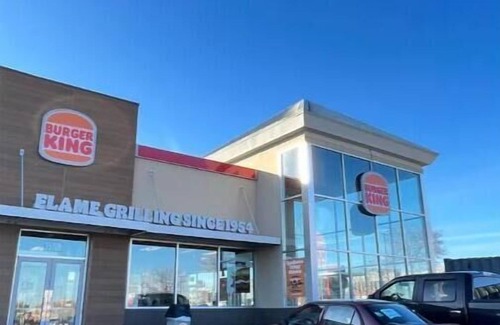 Saskatoon House | Best Location 2 Bedrooms Suite