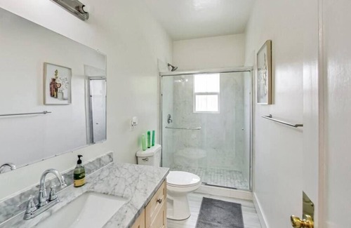 Berkeley Apartment | Best Location! 3BR by UCBerkeley