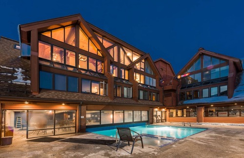 North Park City Condo | BEST LOCATION: 50 steps to the lift+ Pool+ Hot Tub