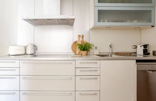 Eixample Apartment | Best Location Apartment, in the Most Luxurious Street in Barcelona