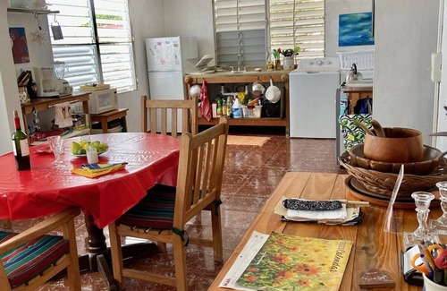Esperanza House | Best Location, Caribbean views, Off street parking, walk everywhere.
