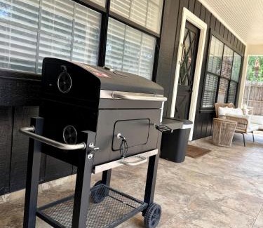 McAllen House | Best location in McAllen pool perfect for groups
