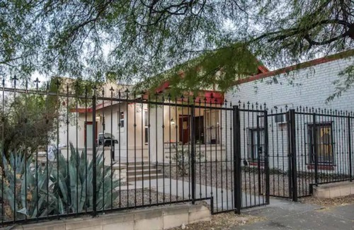 West University House | Best Location in Tucson for UA and downtown