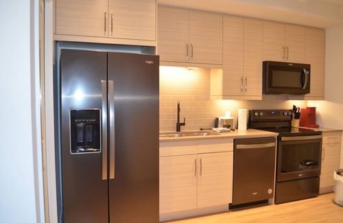 Fort Gary Condo | Best, Luxury & exquisite one-bedroom condominium unit @ Bridgwater