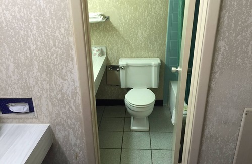 Parker Street Hotel | Best Motel Lakeland