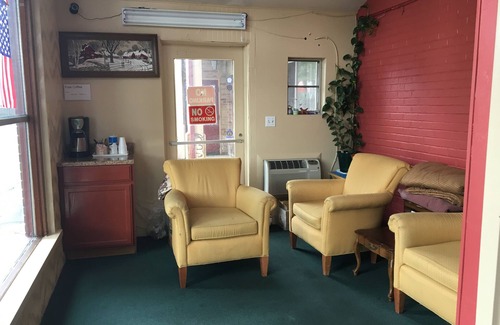 Reynolds Corners Hotel | Best Motel