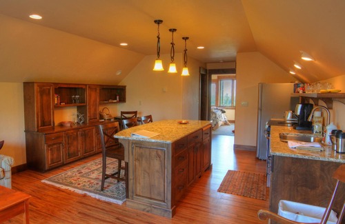 West Glacier Apartment | Best Mountain Views of Glacier Park, West Glacier! One mile from Glacier Park!