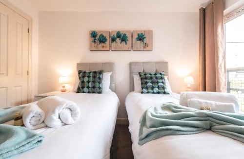 Southampton City Centre Apartment | BEST PRICE! LARGE SPACIOUS 2 BED APARTMENT - King Size or Single Beds, Sofabeds, Smart TVs, FREE PARKING
