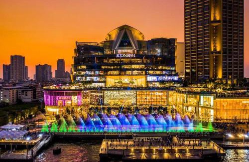 Bang Rak Apartment | Best river view - Loft apartment in great location