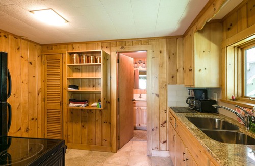 Carrabassett Valley Apartment | Best Sugarloaf View/Perfect for Skiers and bikers!