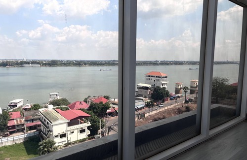 Ruessei Kaev Condo | Best view of the Mekong River condominium in Chroy Changva