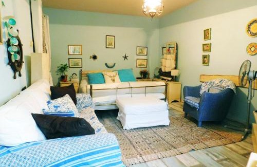 Szechenyihegy Apartment | Best view small house free parking self check-in