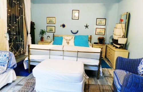 Szechenyihegy Apartment | Best view small house free parking self check-in