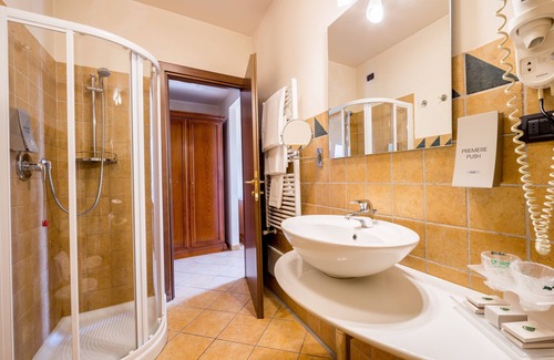 San Francesco al Campo Hotel | Best Western Plus Hotel Le Rondini