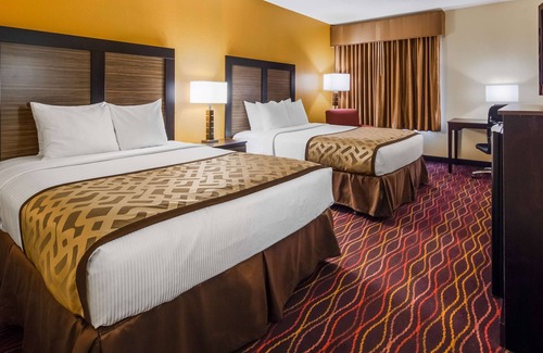 Zanesville Hotel | Best Western B. R. Guest