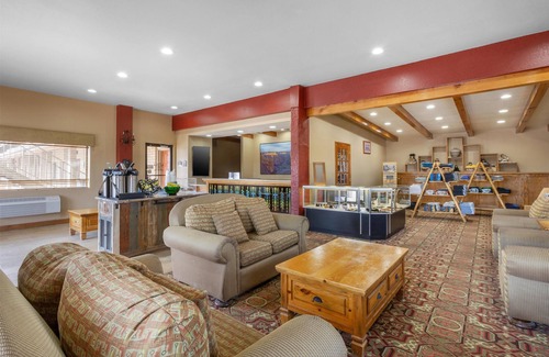 Chinle Hotel | Best Western Canyon De Chelly Inn