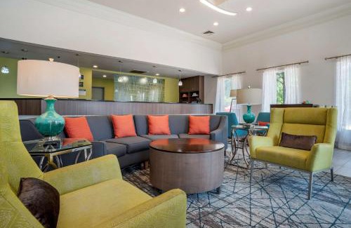 Homewood Hotel | Best Western Carlton Suites