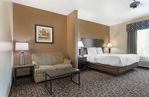 Carthage Hotel | Best Western Carthage Inn & Suites
