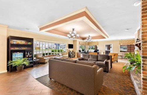 Springfield Hotel | Best Western Coach House