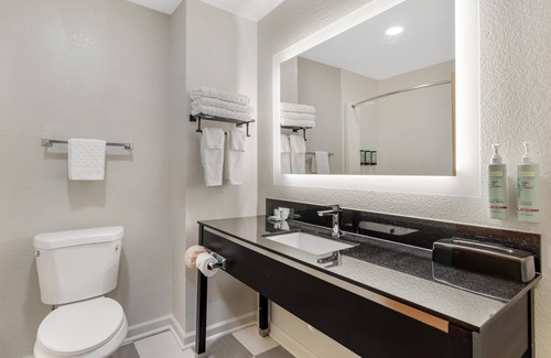 Commerce Hotel | Best Western Commerce Inn