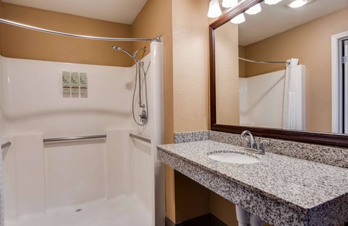 Fortuna Hotel | Best Western Country Inn