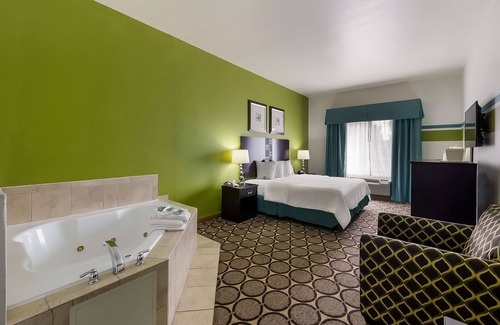 Douglas Hotel | Best Western Douglas Inn & Suites