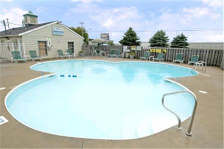 Jeffersonville - Clarksville Hotel | Best Western Green Tree Inn