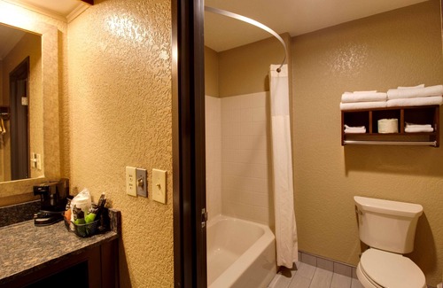 St Ignace Hotel | Best Western Harbour Pointe Lakefront
