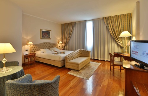 Forli Hotel | Best Western Hotel Globus City