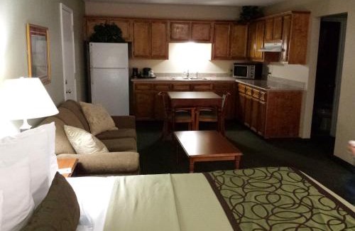 Brenham Hotel | Best Western Inn of Brenham