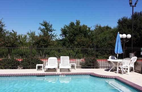 Brenham Hotel | Best Western Inn of Brenham
