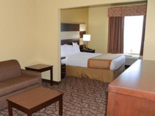 Joliet Hotel | Best Western Joliet Inn & Suites