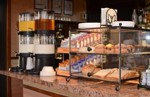 Cherokee Hotel | Best Western La Grande Hacienda