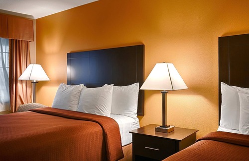 Montgomery Hotel | Best Western Lake Conroe Inn