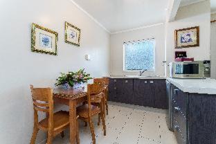 Epsom Hotel | Best Western Newmarket Inn & Suites