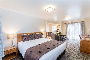 Epsom Hotel | Best Western Newmarket Inn & Suites