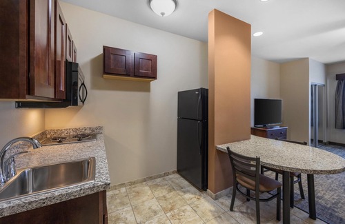 Dodge City Hotel | Best Western North Edge Inn