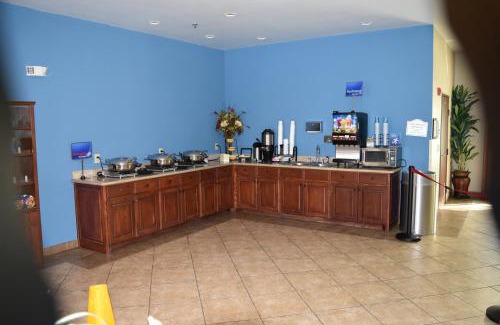 Clear Creek Hotel | Best Western Oasis Inn