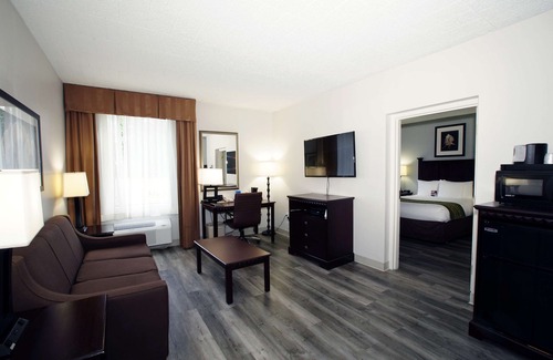 Paramus Hotel | Best Western Paramus Hotel & Suites