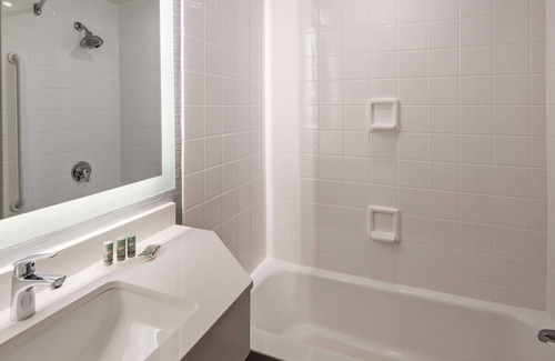 Paramus Hotel | Best Western Paramus Hotel & Suites