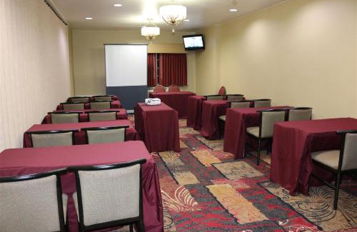 Parsons Hotel | Best Western Parsons Inn