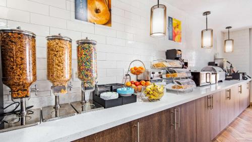 Dallas Hotel | Best Western Plus Addison/Dallas Hotel
