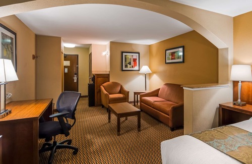 Oakland Hotel | Best Western Plus Airport Inn & Suites