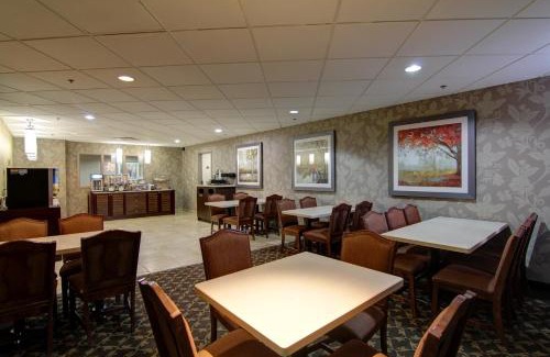Bowmanville Hotel | Best Western Plus Bowmanville