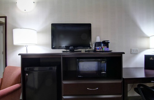 Bowmanville Hotel | Best Western Plus Bowmanville