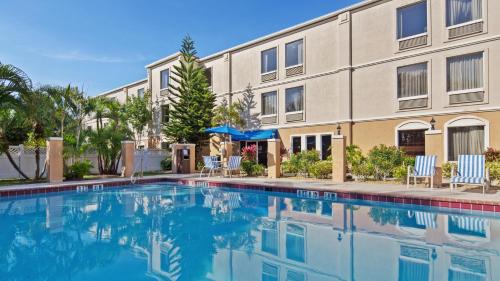 Bradenton Hotel | Best Western Plus Bradenton Hotel & Suites