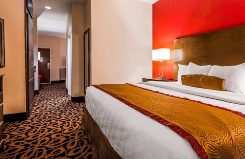 Monticello Hotel | Best Western Plus Brandywine Inn & Suites