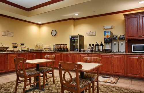 Hays Hotel | Best Western Plus Butterfield Inn